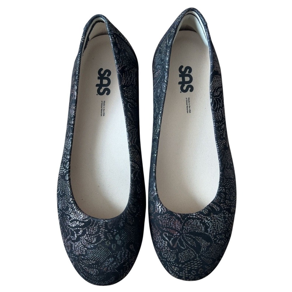 FINAL CLEARANCE SAS Scenic Ballet Flat in Color Black Lace Size 9.5W